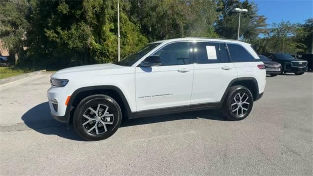 used 2025 Jeep Grand Cherokee car, priced at $39,999