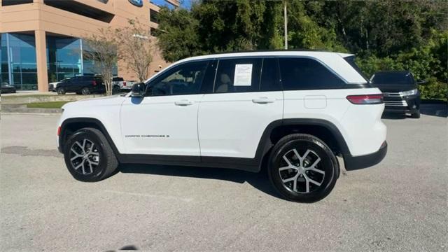 used 2025 Jeep Grand Cherokee car, priced at $39,999