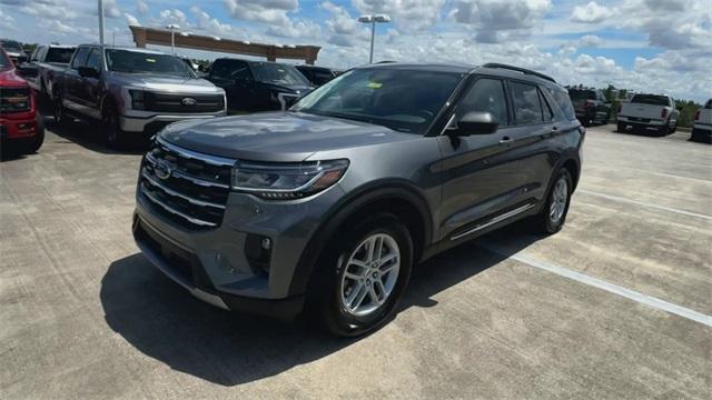new 2025 Ford Explorer car, priced at $42,405