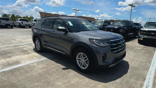new 2025 Ford Explorer car, priced at $42,405