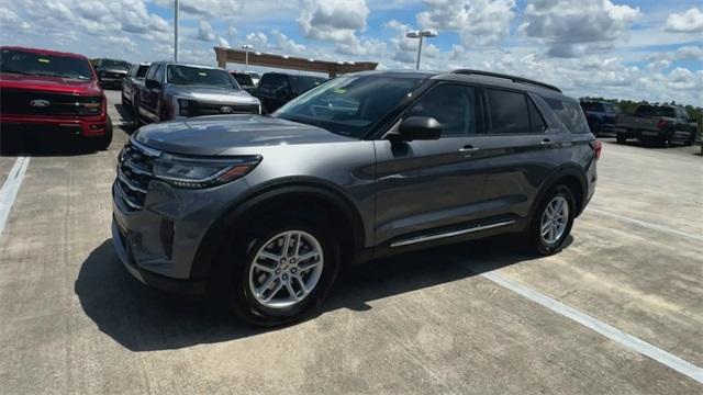 new 2025 Ford Explorer car, priced at $42,405