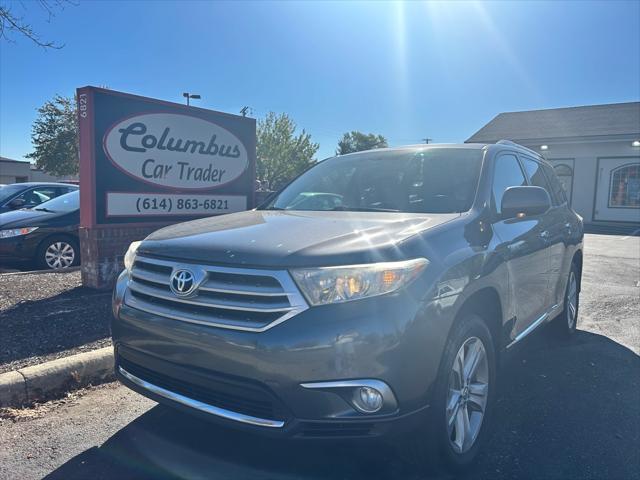 used 2013 Toyota Highlander car, priced at $10,999