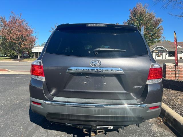 used 2013 Toyota Highlander car, priced at $10,999