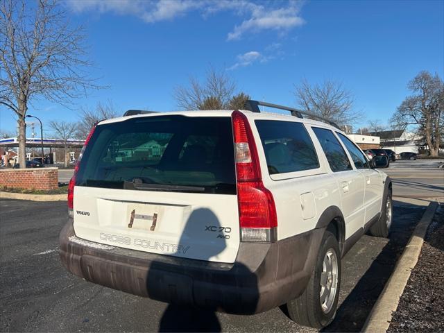 used 2004 Volvo XC70 car, priced at $5,800