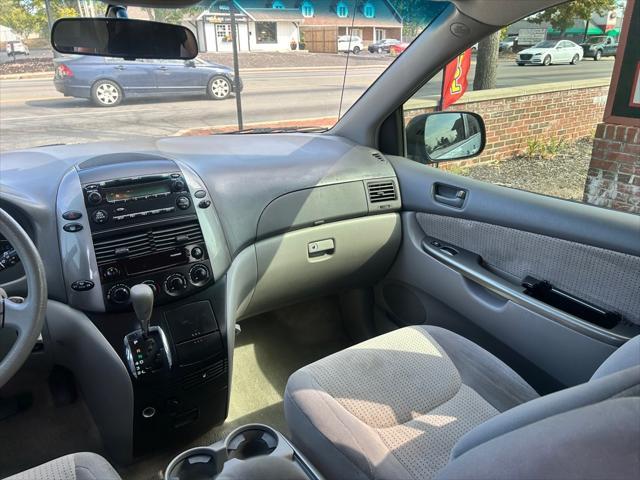 used 2007 Toyota Sienna car, priced at $5,999