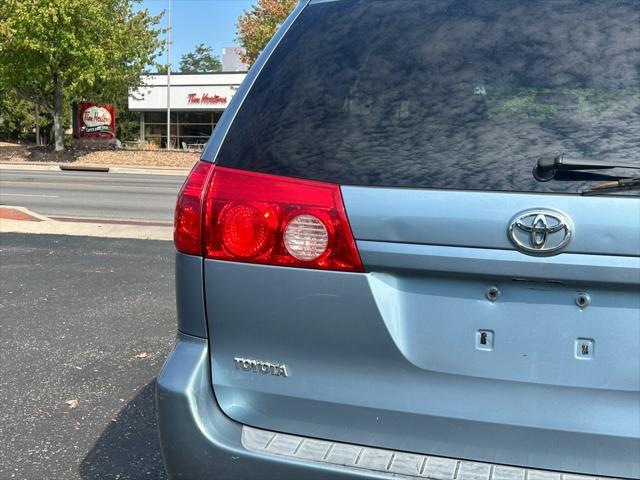 used 2007 Toyota Sienna car, priced at $5,999