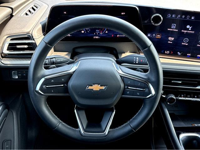 used 2024 Chevrolet Traverse car, priced at $37,786