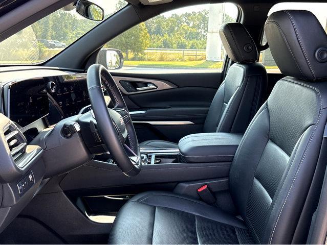 used 2024 Chevrolet Traverse car, priced at $37,786