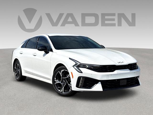 used 2025 Kia K5 car, priced at $26,086