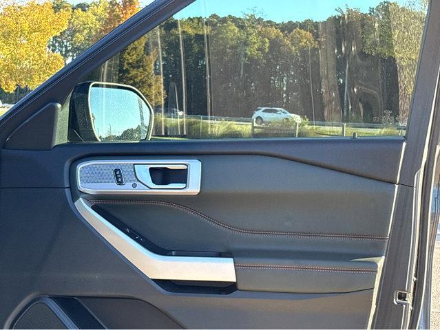 used 2023 Ford Explorer car, priced at $39,886