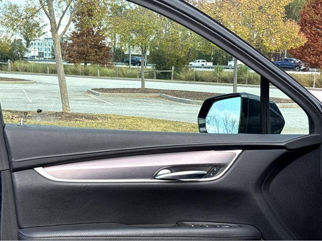 used 2021 Cadillac XT5 car, priced at $22,886