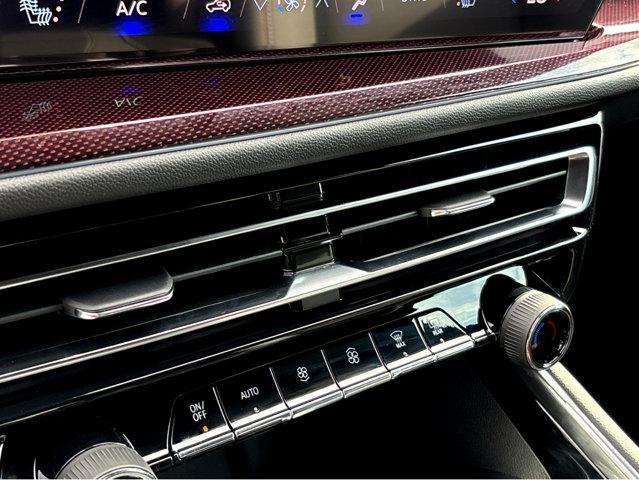 new 2026 Chevrolet Traverse car, priced at $56,450