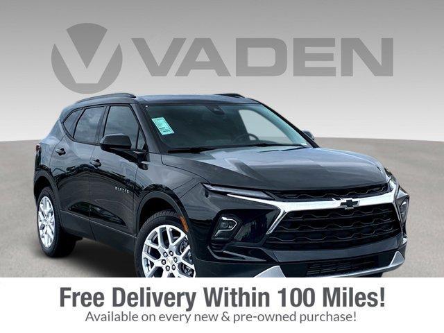 new 2025 Chevrolet Blazer car, priced at $39,935