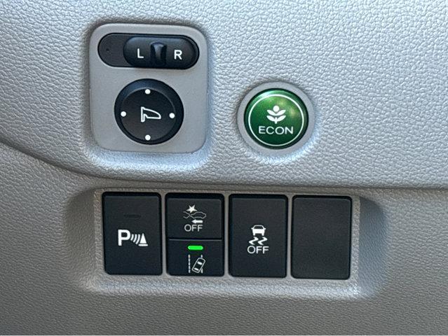 used 2021 Honda Pilot car, priced at $27,986