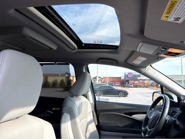 used 2021 Honda Pilot car, priced at $27,986