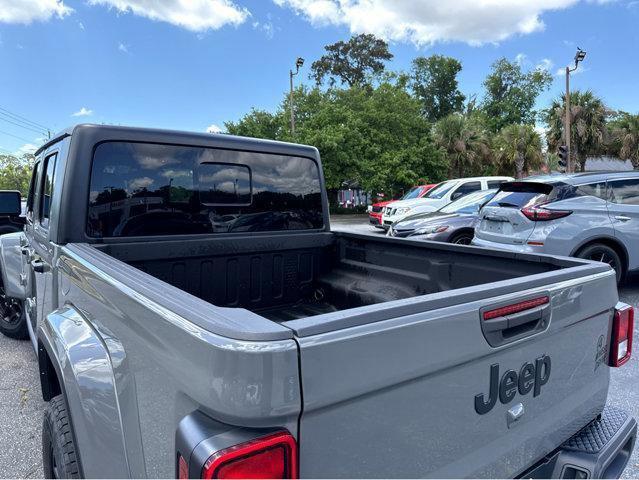 used 2023 Jeep Gladiator car, priced at $30,486