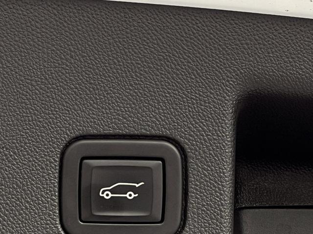 used 2022 Chevrolet Equinox car, priced at $20,986
