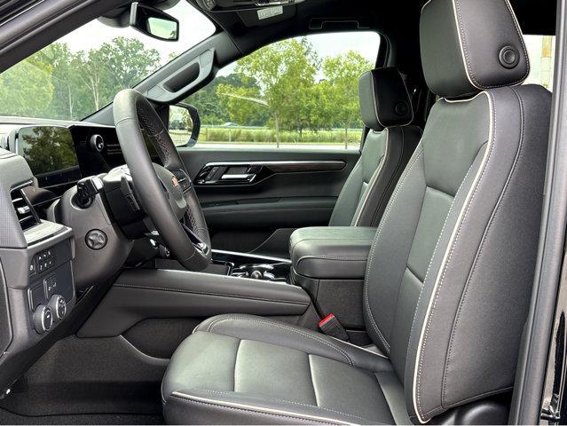 new 2025 Chevrolet Suburban car, priced at $80,320