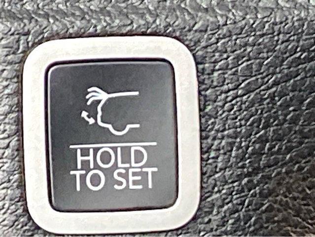 used 2023 Jeep Grand Cherokee L car, priced at $29,786