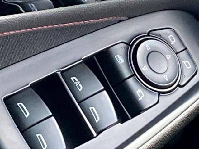 used 2023 Chevrolet Traverse car, priced at $33,786