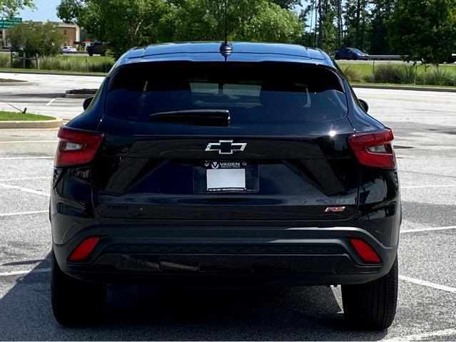 used 2024 Chevrolet Trax car, priced at $23,386