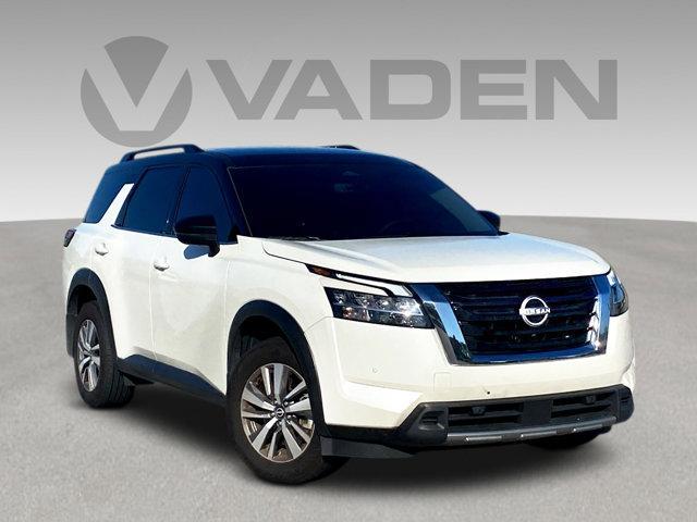 used 2024 Nissan Pathfinder car, priced at $35,486
