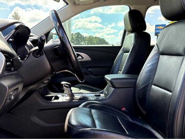 used 2021 Chevrolet Traverse car, priced at $18,586