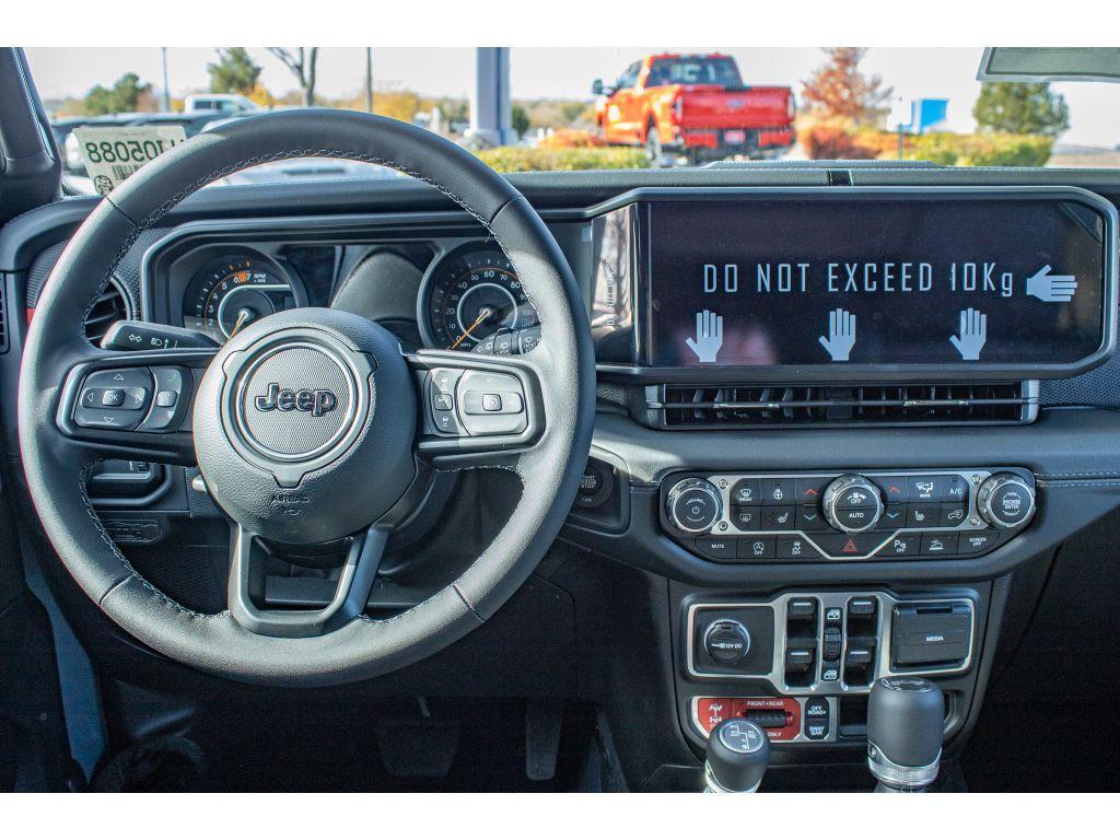 new 2025 Jeep Wrangler car, priced at $61,949