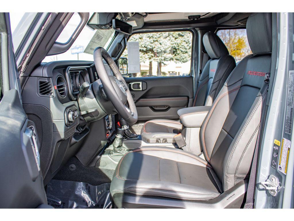 new 2025 Jeep Wrangler car, priced at $61,949
