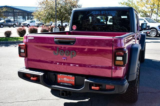 new 2024 Jeep Gladiator car, priced at $57,656