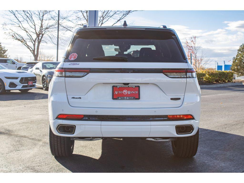 new 2025 Jeep Grand Cherokee car, priced at $57,250