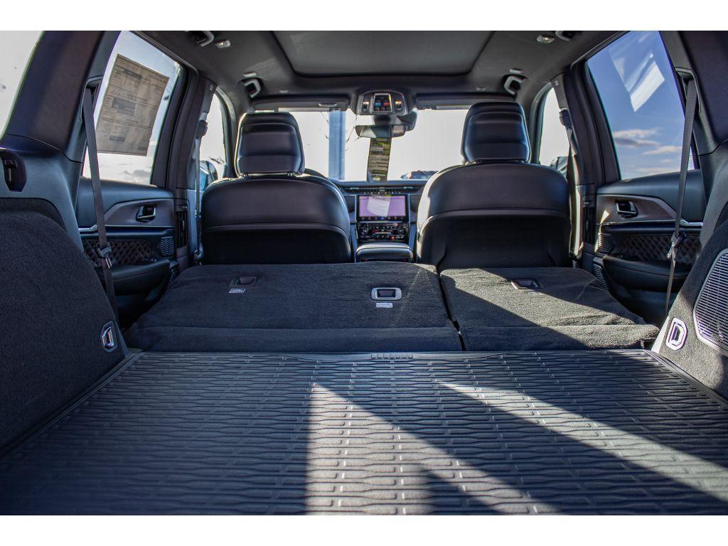 new 2025 Jeep Grand Cherokee car, priced at $57,250