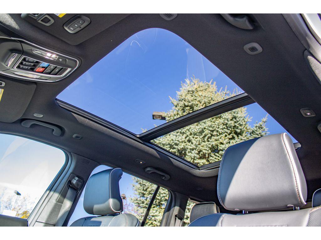 new 2025 Jeep Grand Cherokee car, priced at $57,250