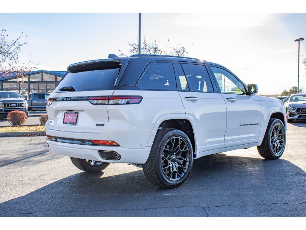 new 2025 Jeep Grand Cherokee car, priced at $57,250