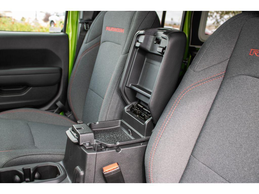 new 2025 Jeep Wrangler car, priced at $55,500