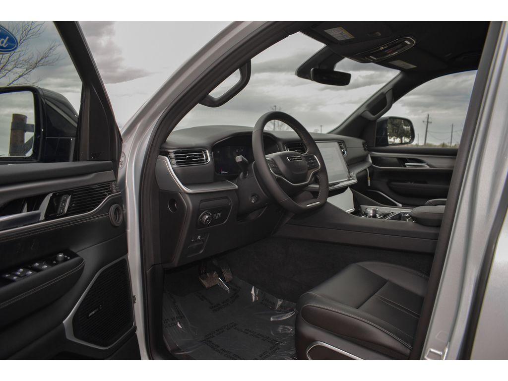 new 2025 Jeep Wagoneer car, priced at $62,000