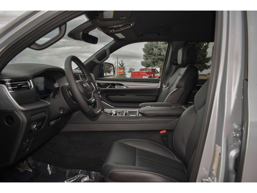 new 2025 Jeep Wagoneer car, priced at $62,000