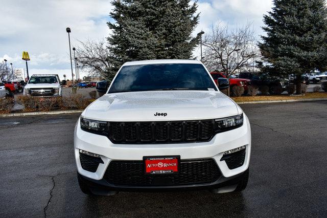 new 2025 Jeep Grand Cherokee car, priced at $48,396