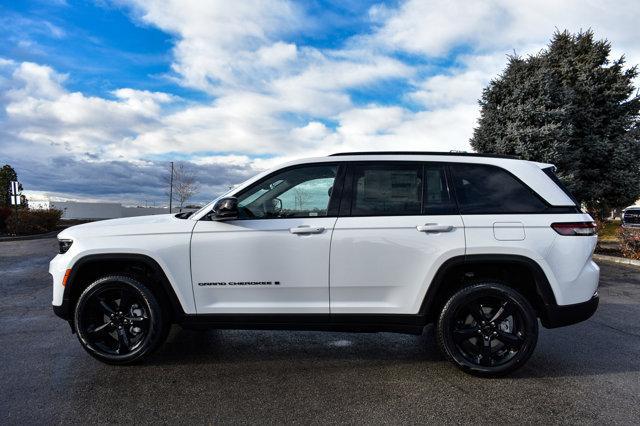 new 2025 Jeep Grand Cherokee car, priced at $48,396