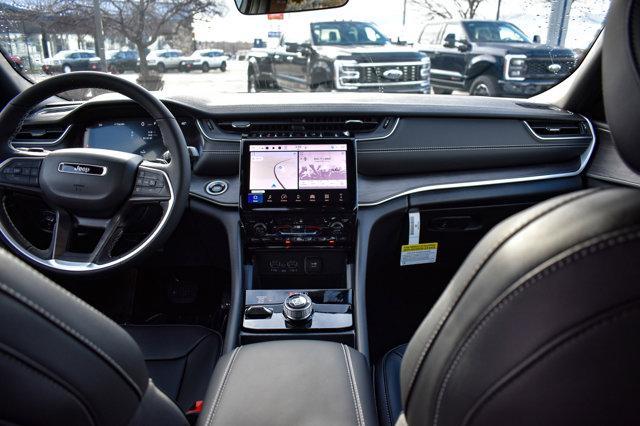 new 2025 Jeep Grand Cherokee car, priced at $48,396