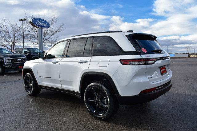 new 2025 Jeep Grand Cherokee car, priced at $48,396