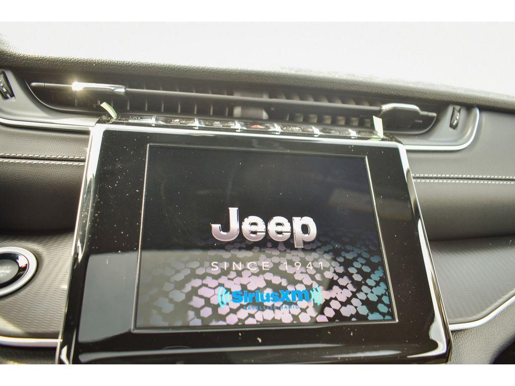 new 2025 Jeep Grand Cherokee L car, priced at $40,500