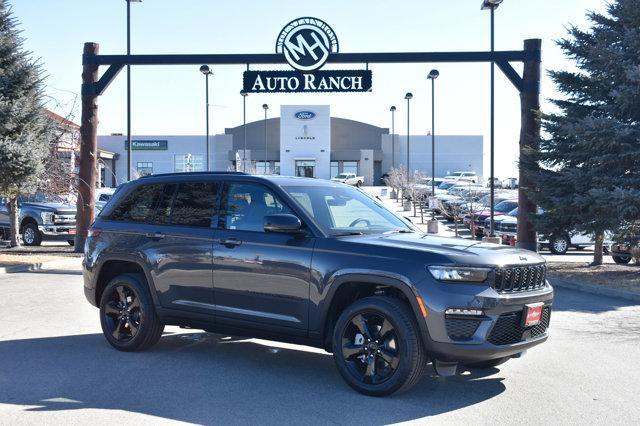 new 2025 Jeep Grand Cherokee car, priced at $48,418