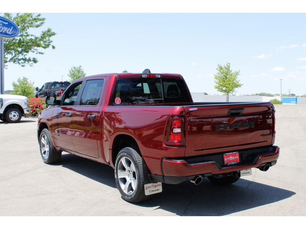 new 2025 Ram 1500 car, priced at $42,926