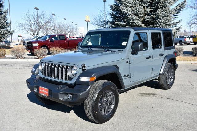 new 2025 Jeep Wrangler car, priced at $45,352