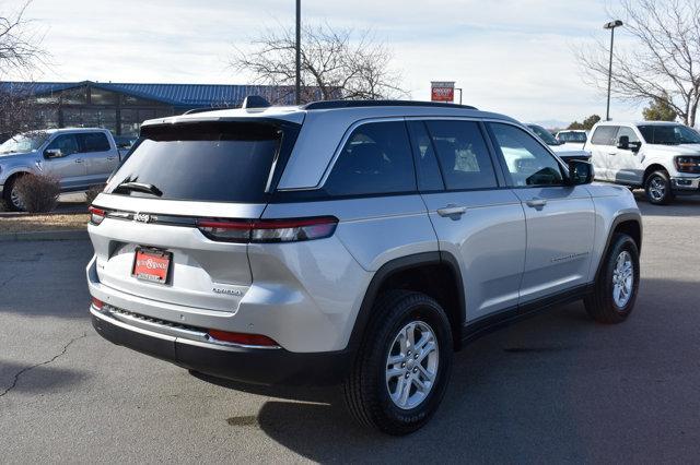 new 2025 Jeep Grand Cherokee car, priced at $41,592