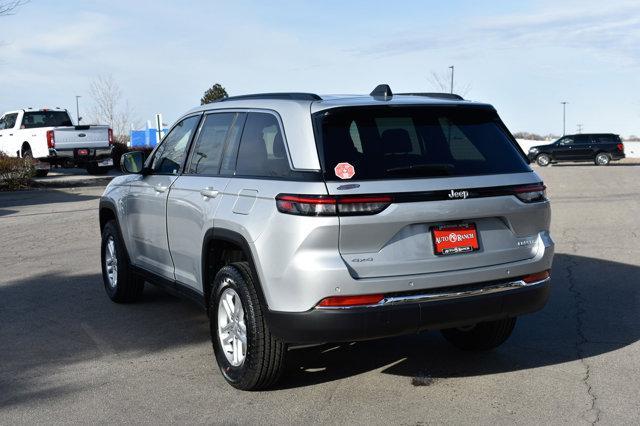 new 2025 Jeep Grand Cherokee car, priced at $41,592