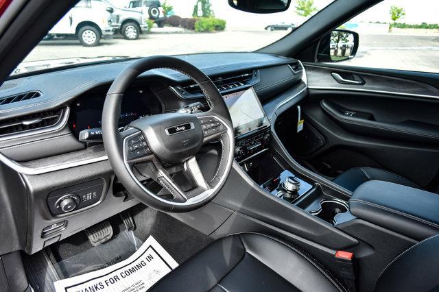 new 2024 Jeep Grand Cherokee car, priced at $49,183