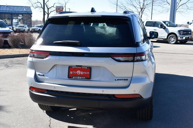 new 2025 Jeep Grand Cherokee car, priced at $48,418