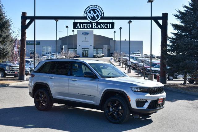 new 2025 Jeep Grand Cherokee car, priced at $48,418